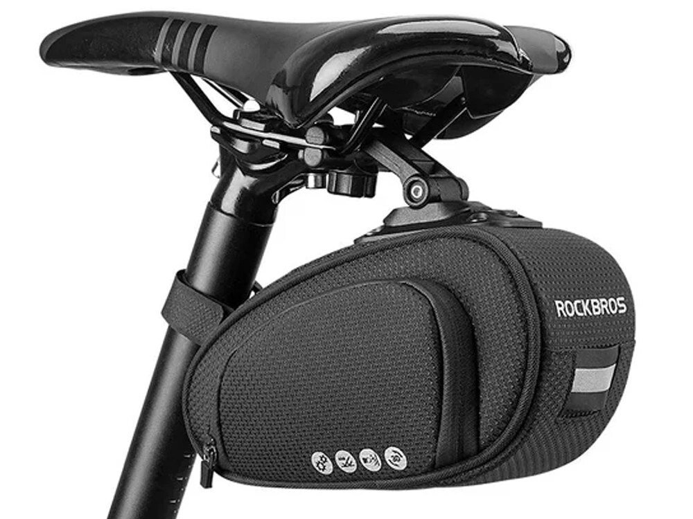 Torba rowerowa podsiodłowa ROCKBROS C40, Zamek, wodoodporność, ochrona, trwałość, Sakwa rowerowa widoczna z boku pod siodłem.