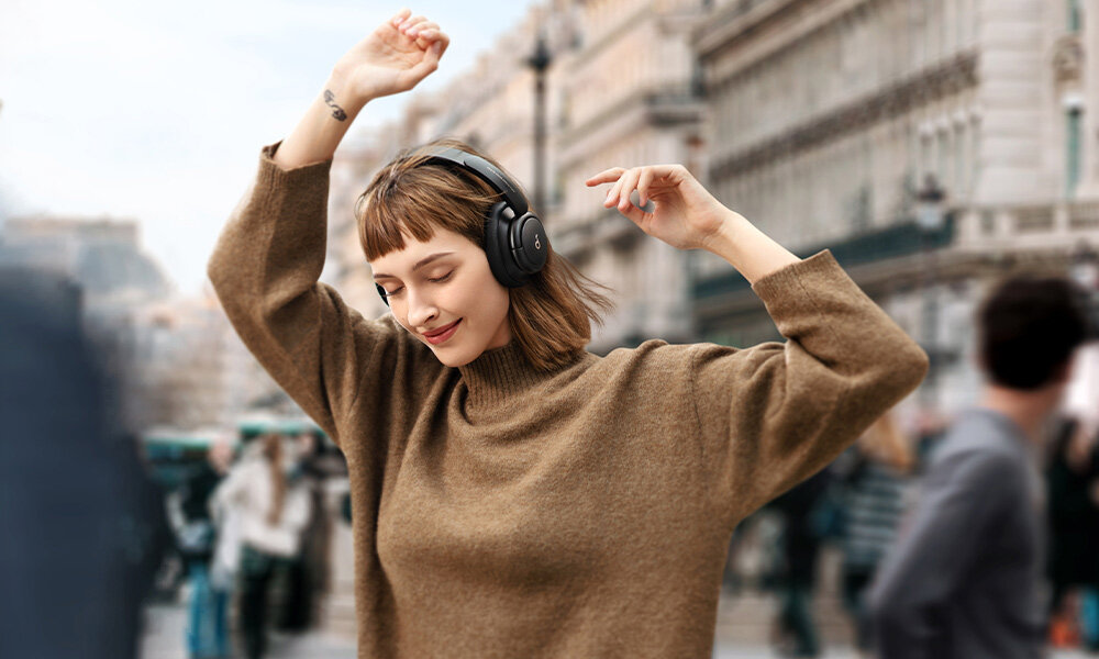 Słuchawki nauszne SOUNDCORE Life Q30 ANC design komfort lekkość dźwięk jakość wrażenia słuchowe ergonomia lekkość sport aktywność podróże czas pracy działanie akumulator