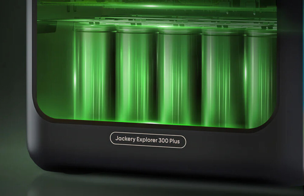 Stacja zasilania JACKERY Explorer 300 Plus EU bateria LifePO4 do 3000 cykli ladowanie przy zachowaniu 80% pojemnosci system BMS zarzadzanie bateria dodatkowa ochrona