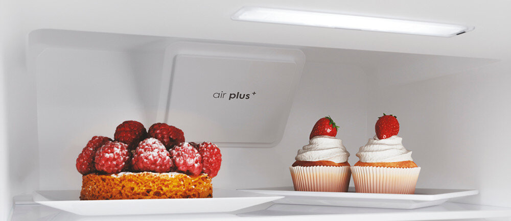 LODÓWKA CANDY CBL3518ECM wydajne oświetlenie LED jasne wnętrze doskonała widoczność