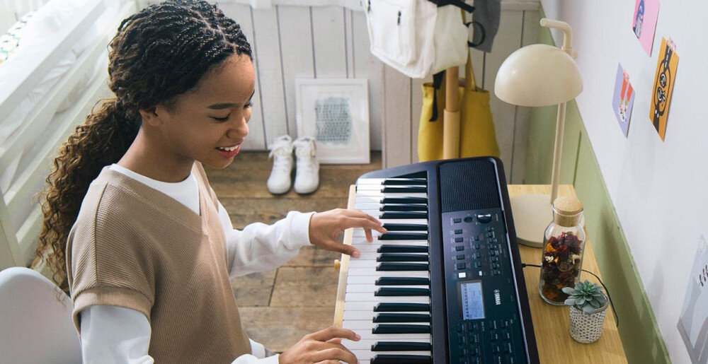 Keyboard YAMAHA PSR-E383 - Rozpocznij muzyczną przygodę
