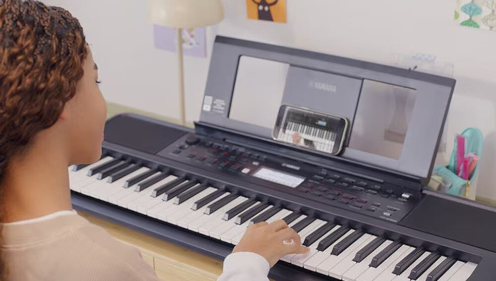 Keyboard YAMAHA PSR-E383 - Rozwój poprzez zabawę