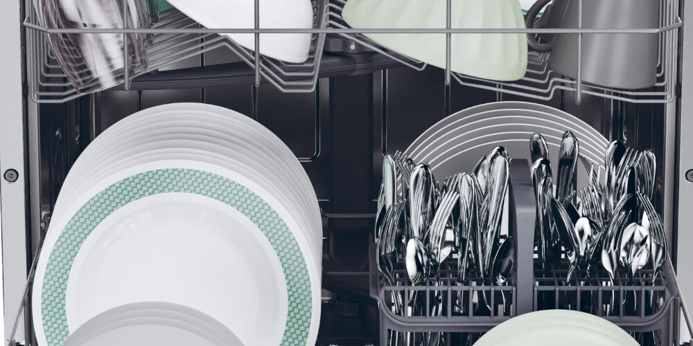 ZMYWARKA CANDY CF 3C7L0X RAPIDO H20 pojemność przestrzeń załadunek więcej naczyń miejsce