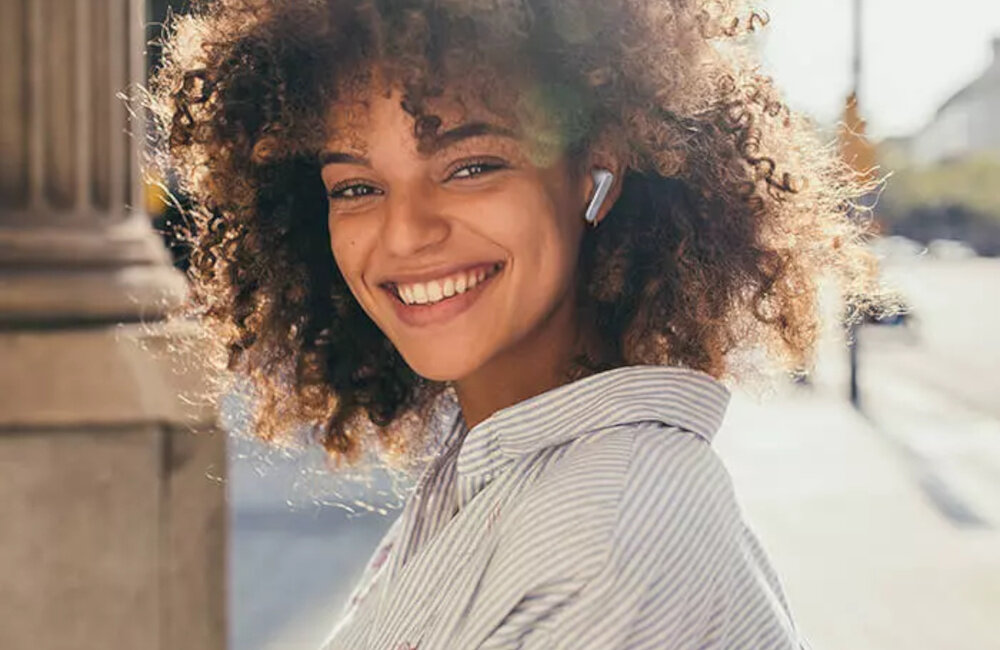 Słuchawki JBL Tune 230NC TWS waga dopasowanie lekkość