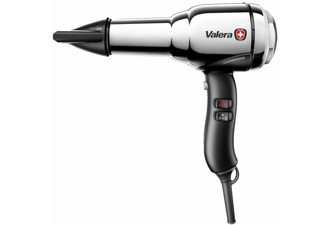 Suszarka VALERA Swiss Steel Master Chrom 2100W praktyczne etui przechowywanie transport moc wydajność elegancja trwałość