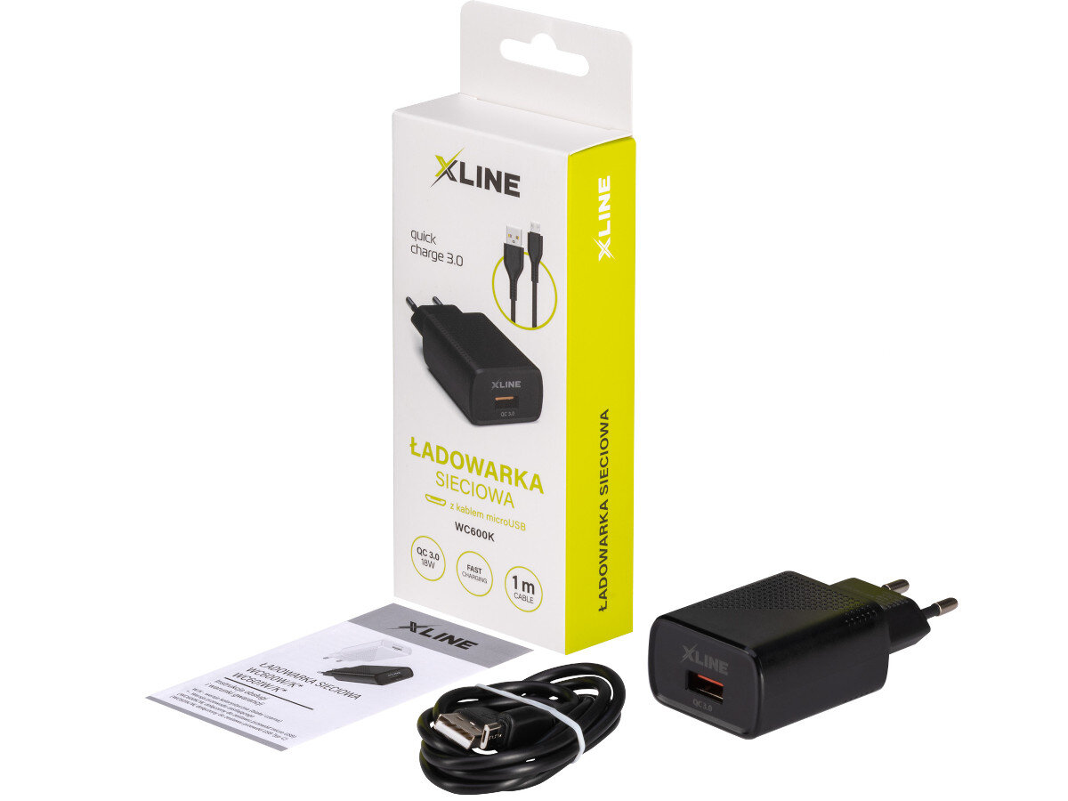 Na obrazie znajduje się czarna ładowarka sieciowa z logo XLINE oraz jej opakowanie z napisem \'ŁADOWARKA SIECIOWA\' i \'quick charge 3.0\'. Obok leży kabel USB oraz ulotka z logo XLINE.