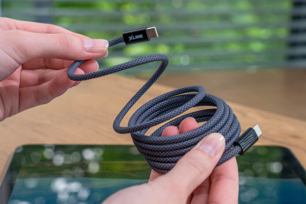 Kabel USB-C - USB-C XLINE UC15GMC-CC 100W 1.5 m Szary magnetyczny materiał zwijanie spirala porządek