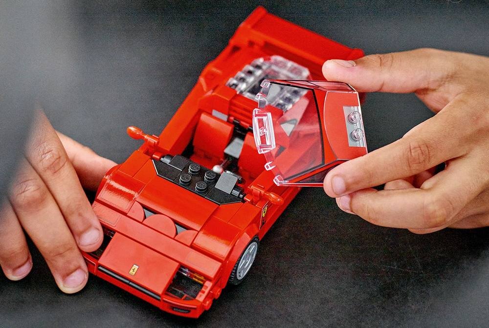 LEGO 76934 Speed Champions Supersamochód Ferrari F40 prezent