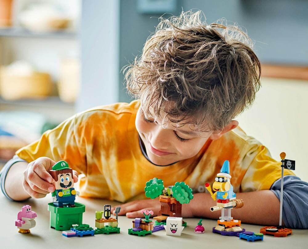 LEGO 71440 Super Mario Przygody z interaktywną figurką LEGO Luigi Przygody