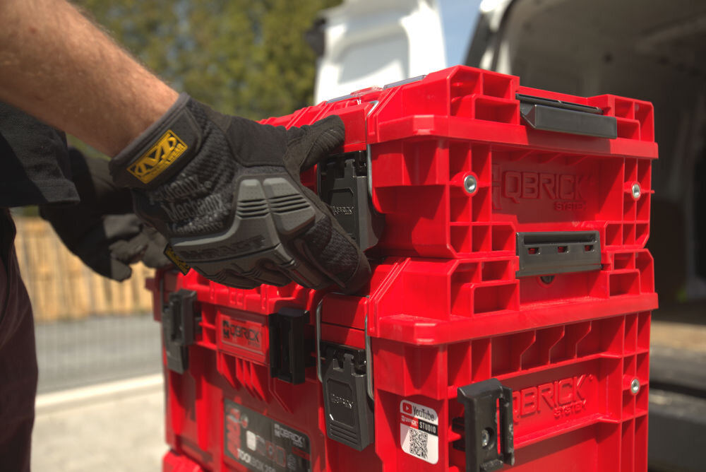 Qbrick System ONE 350 VARIO RED ULTRA HD skrzynia narzędziowa udźwig 50 kg nacisk 120 kg podest roboczy