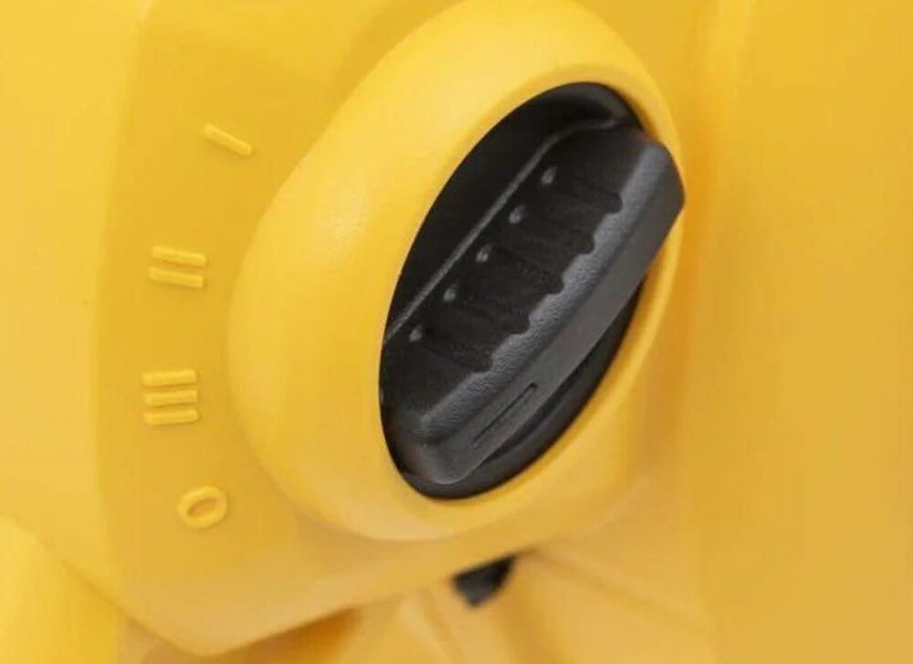 Dmuchawa DEWALT AT-DXAM2250 zbliżenie na pokrętło do regulacji prędkości trzy poziomy prędkości można dopasować siłę nadmuchu do rodzaju wykonywanej pracy pełna kontrola nad efektem pracy