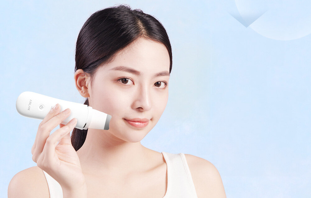 Urządzenie do peelingu kawitacyjnego ANLAN 01-ACPJ32-02A tryb jonów dodatnich skuteczna eliminacja zanieczyszczeń zaskórników martwego naskórka głębokie działanie w skórze rozbijanie cząsteczek sebum oczyszczanie porów przetłuszczająca się cera trądzik dogłębne oczyszczanie 