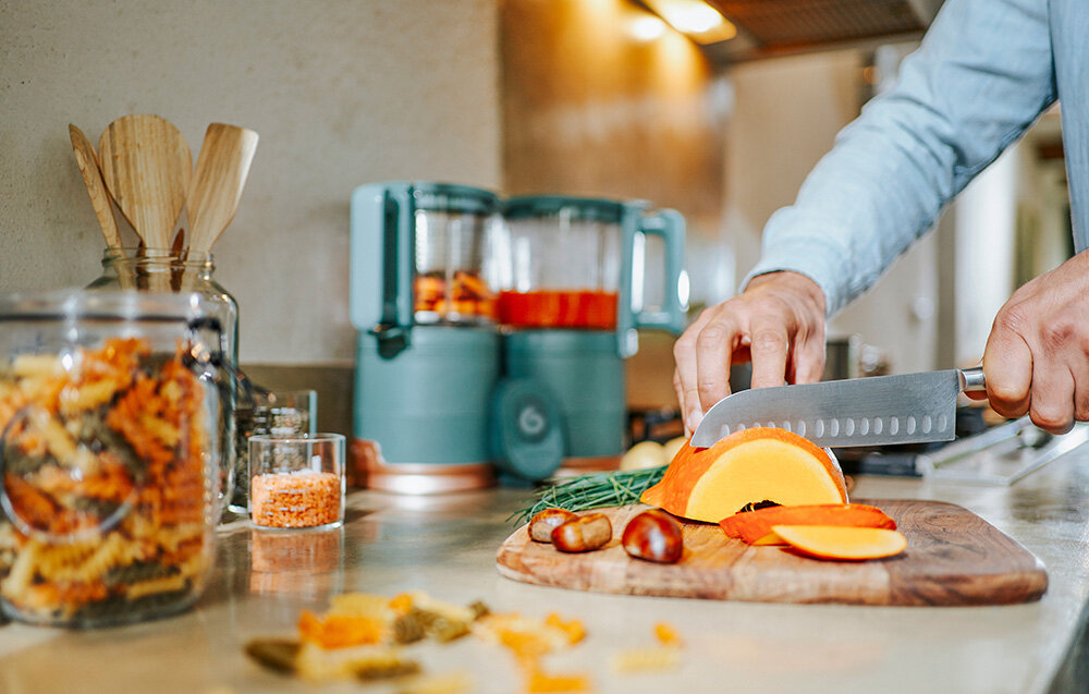 Robot kuchenny BABYMOOV Nutribaby Glass 4w1 A001132 Zielony wysoka jakość materiałów szklany pojemnik do gotowania stalowy wkład polipropylen elementy wolne od BPA ekologiczna konstrukcja zrównoważony rozwój minimalizowanie wpływu na środowisko funkcjonalność troska o planetę jakość odpowiedzialność ekologiczna