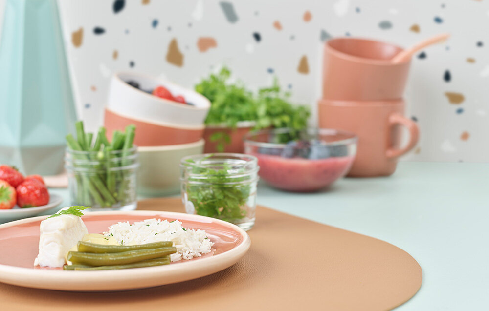 Robot kuchenny BABYMOOV Nutribaby One 4w1 A001133 Czarny odkrywanie smaków funkcja gotowania na parze i blendowania przygotowywanie różnorodnego puree kompotów zup kremów inne posiłki podgrzewanie słoiczków rozmrażanie wygodne podgrzewanie i przechowywanie posiłków wsparcie zdrowej diety dziecka