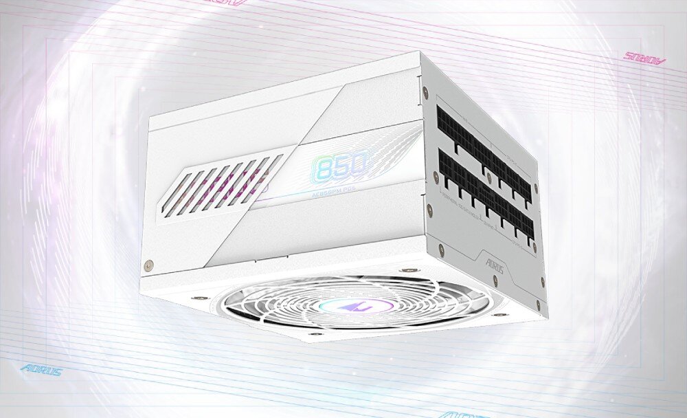 Zasilacz GIGABYTE Aorus Elite P850W Jednostka zasilająca w kolorze białym pokazana pod kątem z widocznym wentylatorem na dole i panelem bocznym z napisem '1000'