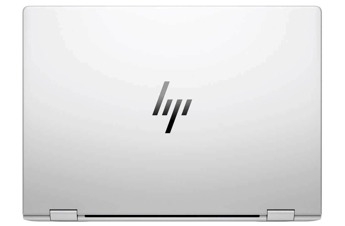 Widok z góry na zamkniętą pokrywę laptopa HP Elite x360 1040 G11 w kolorze srebrnym, centralnie umieszczone logo HP w odcieniach czerni, zaokrąglone rogi obudowy, minimalistyczny design. - Zrównoważony rozwój ENERGY STAR i TCO