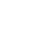 AI Pro Cooking Ikona przedstawiająca piekarnik z symbolem aparatu fotograficznego w prawym dolnym rogu. Całość jest w kolorze białym na przezroczystym tle.