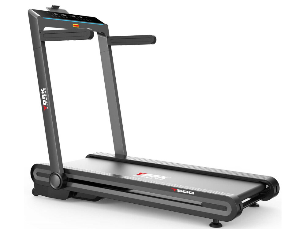 Bieżnia elektryczna YORK FITNESS T500 1470W 16 km-h bieżnia na białym tle widoczna od tyłu lekko pod skosem silnik o mocy 1470 W (2 KM DC) stabilna praca przy dużym obciążeniu mocny napęd wspiera płynne przyspieszanie i precyzyjną regulację prędkości