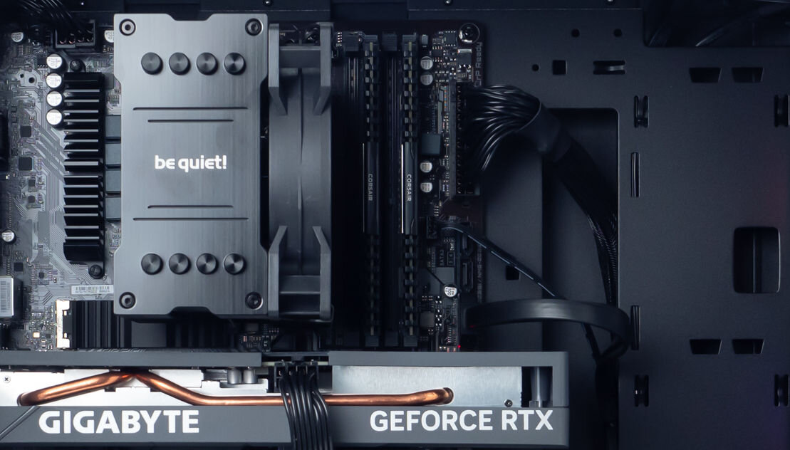 Komputer OPTIMUS E-Sport GB760T-CR13 i5-14400F 16GB RAM 1TB SSD GeForce RTX4060 Windows 11 Home prędkość odczytu 4800 MB/s prędkość zapisu 3900 MB/s