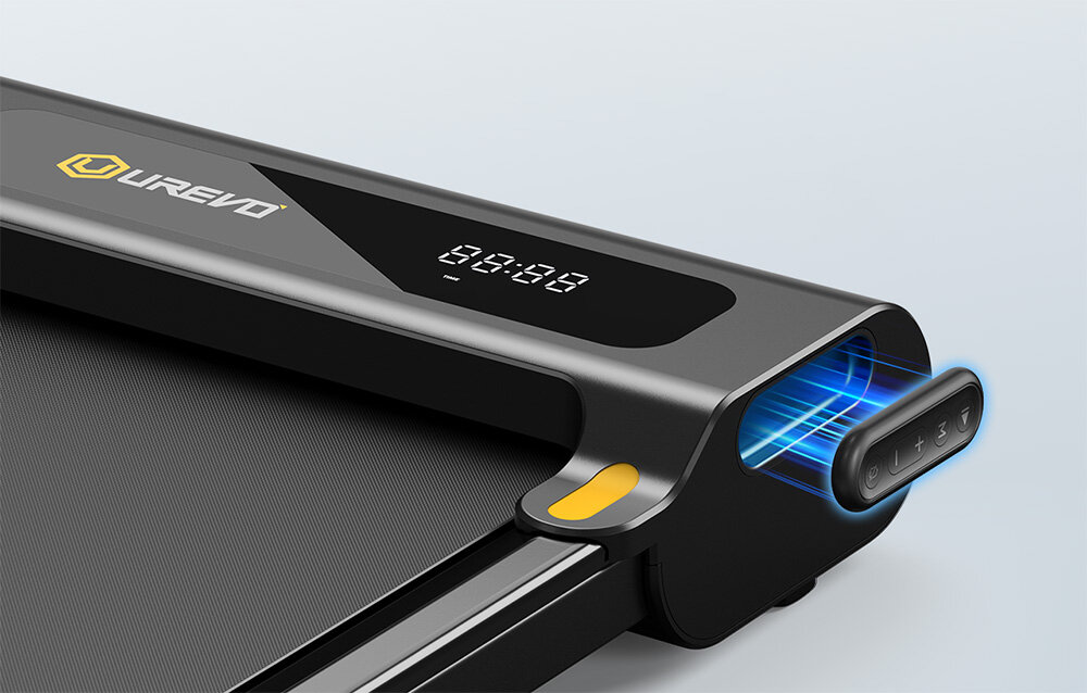 Bieżnia elektryczna UREVO Spacewalk SP1 Lite 1677W 6km-h zbliżenie na wyświetlacz i uchwyt na pilot pięciowarstwowy system odporność na zużycie efektywna redukcja wibracji i hałasu uchwyt na pilot tryb wyciszenia dźwięków urządzenia