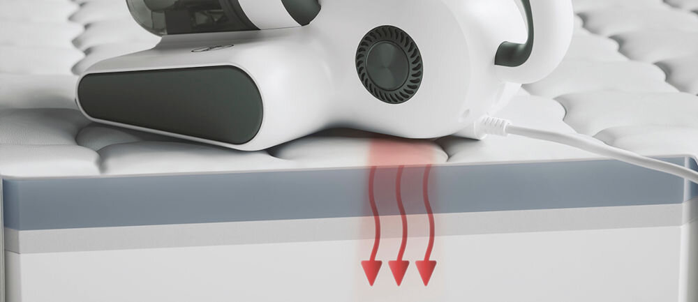 Odkurzacz ręczny HOOVER HMC510UV10UV funkcja suszenia usuwanie wilgoci gorące powietrze temperatura 50 stopni ochrona przed pleśnią ograniczenie rozwoju roztoczy czystość długotrwała świeżość i higiena zdrowsze środowisko snu