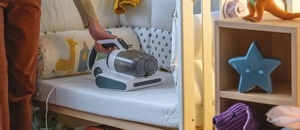 Odkurzacz ręczny HOOVER HMC510UV10UV wygoda użytkowania kompaktowe wymiary poręczna konstrukcja niska waga 2,2 kg łatwe przyjemne sprzątanie małe przestrzenie komfort manewrowania i przechowywania