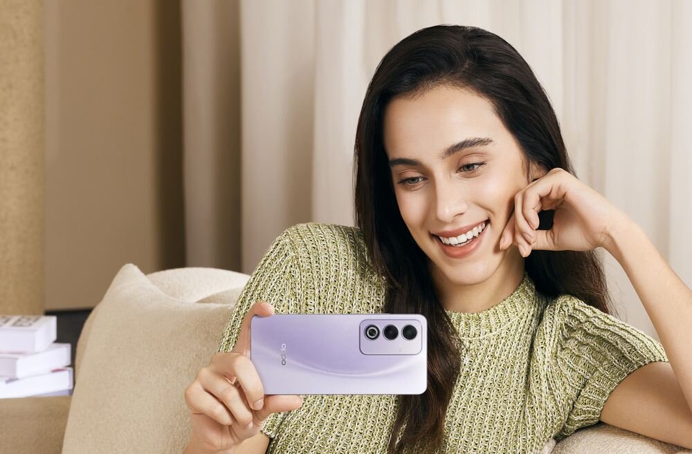 Smartfon OPPO A80 5G design