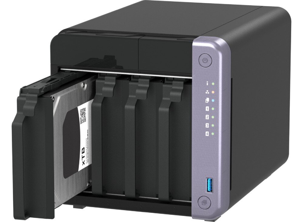 Serwer plików QNAP TS-432X-4G Urządzenie z otwartą przednią częścią, w której widać cztery zatoki na dyski, z jednym wsuniętym dyskiem twardym, dyski, kompatybilność, macierze RAID