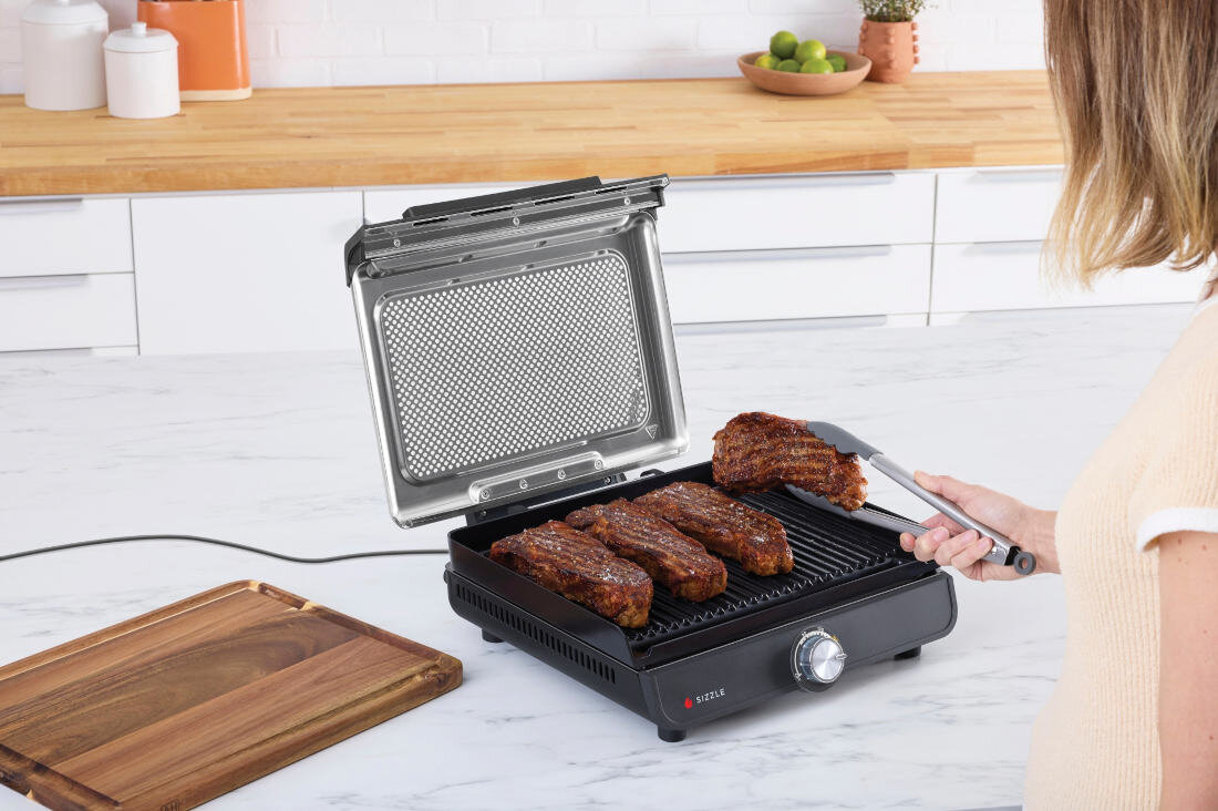 Grill elektryczny NINJA Sizzle GR101EU grillowanie gotowanie temperatura ryflowana powierzchnia możliwości