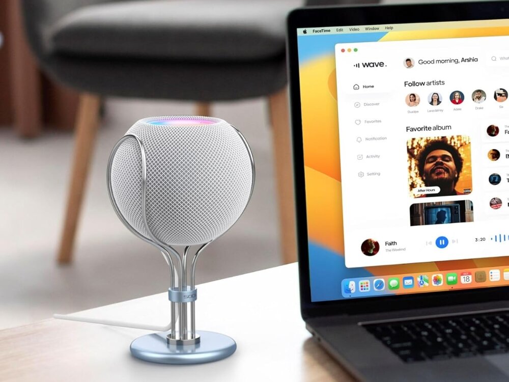 Stojak na głośnik SODI SHM-300
stojak z głośnikiem na biurku obok laptopa
antypoślizgowa gumowa osłona apple homepod mini niezakłócony dostęp głośnik