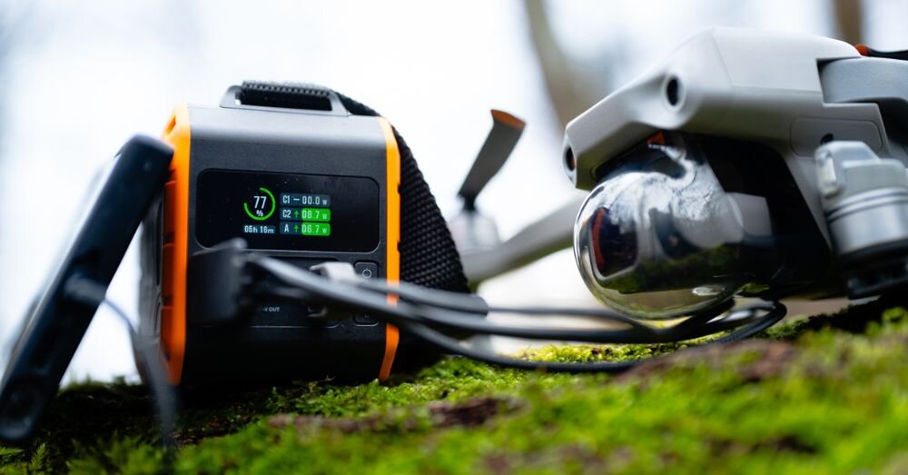 XTORM Rugged Flashlight wyświetlacz czas ładowania, poziom naładowania baterii moc wyjściowa