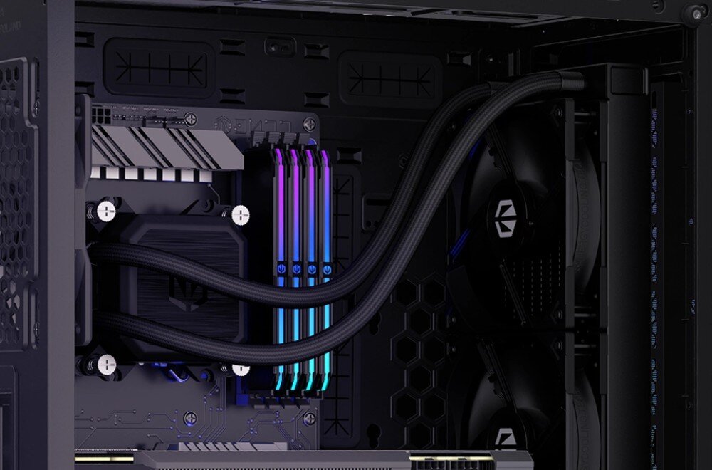 Komputer MAD DOG ENDORFY700AIR-A01WB32 R7-9700X 32GB RAM 1TB SSD Radeon RX7800XT Wi-Fi Windows 11 Home chłodzenie wodne temperatura pompa wentylatory