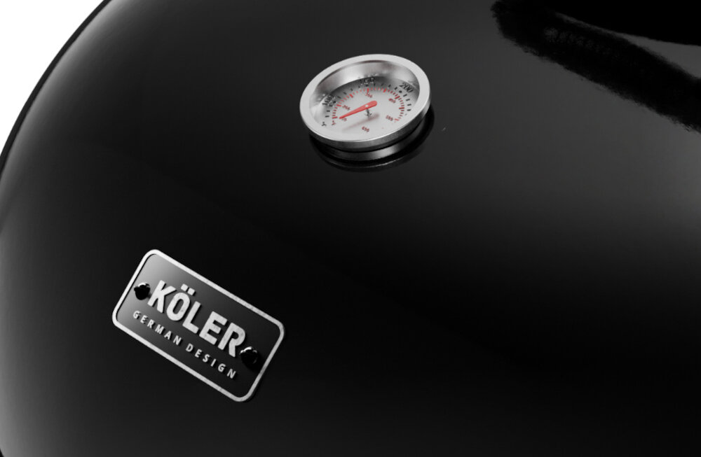 Grill węglowy KOLER Ember C1 zbliżenie na termometr wbudowany termometr wlot powietrza odpowiednie warunki