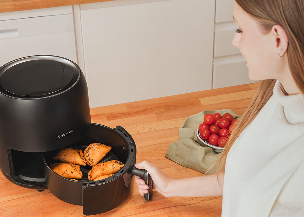 Frytownica CECOTEC Fantastik 3500 3L Technologia PerfectCook doskonałe rezultaty za każdym razem gorące powietrze cyrkulacja równomierne opiekanie potraw pełnia smaku chrupkość perfekcyjne efekty
