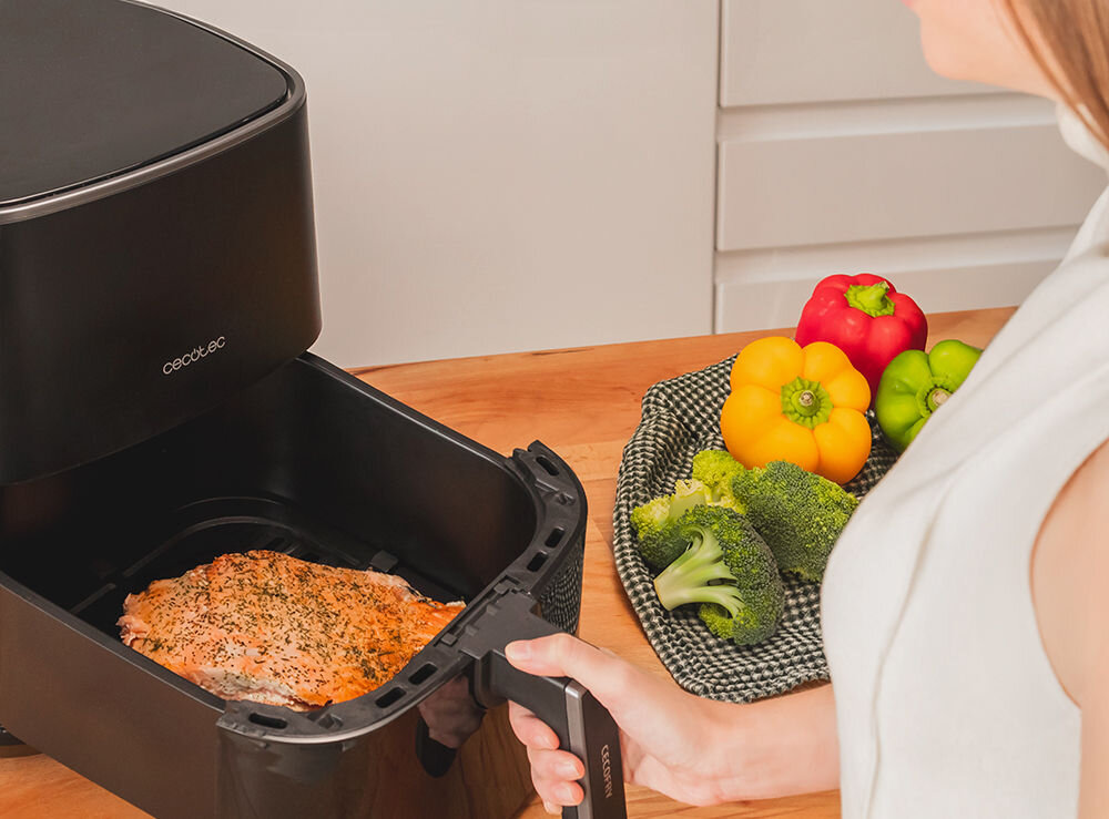 Air Fryer Frytkownica beztłuszczowa CECOTEC Fantastik 5500 Pack 5.5L duża pojemność 5,5 l gotowanie dla całej rodziny większe porcje szybkie gotowanie obfitych dań uniwersalna w kazdym domu