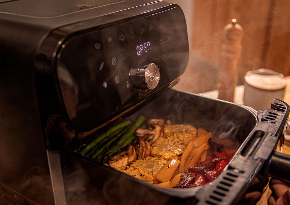 Frytownica CECOTEC Smokin duo 6000 6 L szeroki zakres temperatur od 40 do 200 stopni różne techniki kulinarne delikatne pieczenie intensywne smażenie technologia PerfectCook równomierne rozprowadzenie ciepła technologia gotowania 3D smaczne zdrowe posiłki 