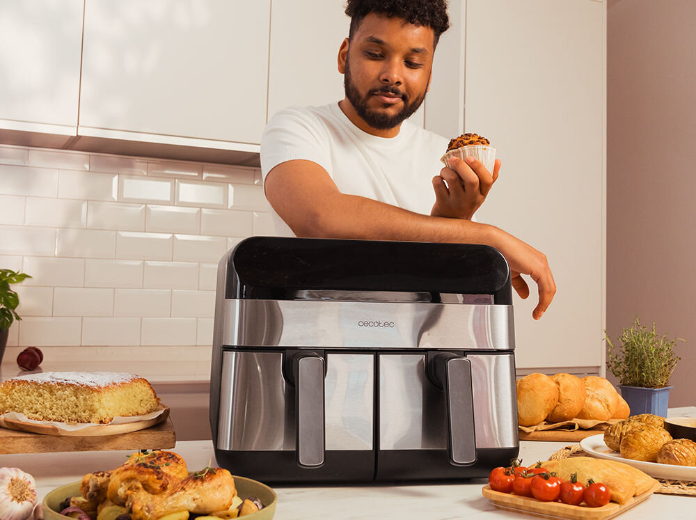 Frytownica CECOTEC Cecotec Cecofry Advance 9000 Inox precyzyjne gotowanie elegancka stal nierdzewna wpisuje się w wystrój kuchni pojemność 9 litrów przestronność dla całje rodziny większe przyjęcia gotowanie dużych ilości potraw w krótkim czasie