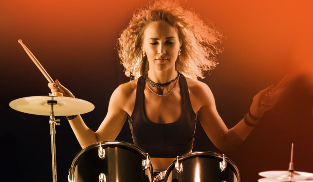 Perkusja MUSICMATE Junior MM-DRM200 MusicalEnergy Czarno-biały dla perkusistów na każdym poziomie zaawansowania solidne brzmienie dobra jakość wykonania klasyczny pełny dźwięk zestaw gotowy
do gry zaraz po rozpakowaniu