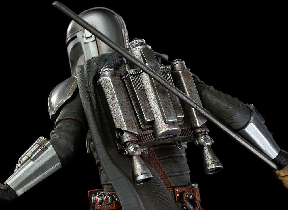Figurka IRON STUDIOS Star Wars - The Mandalorian Statue Art Scale 1/10 detale zarys beskara broń pancerz