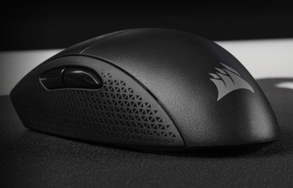 Mysz CORSAIR M55 Wireless kształt ergonomia przeznaczenie regulacja DPI