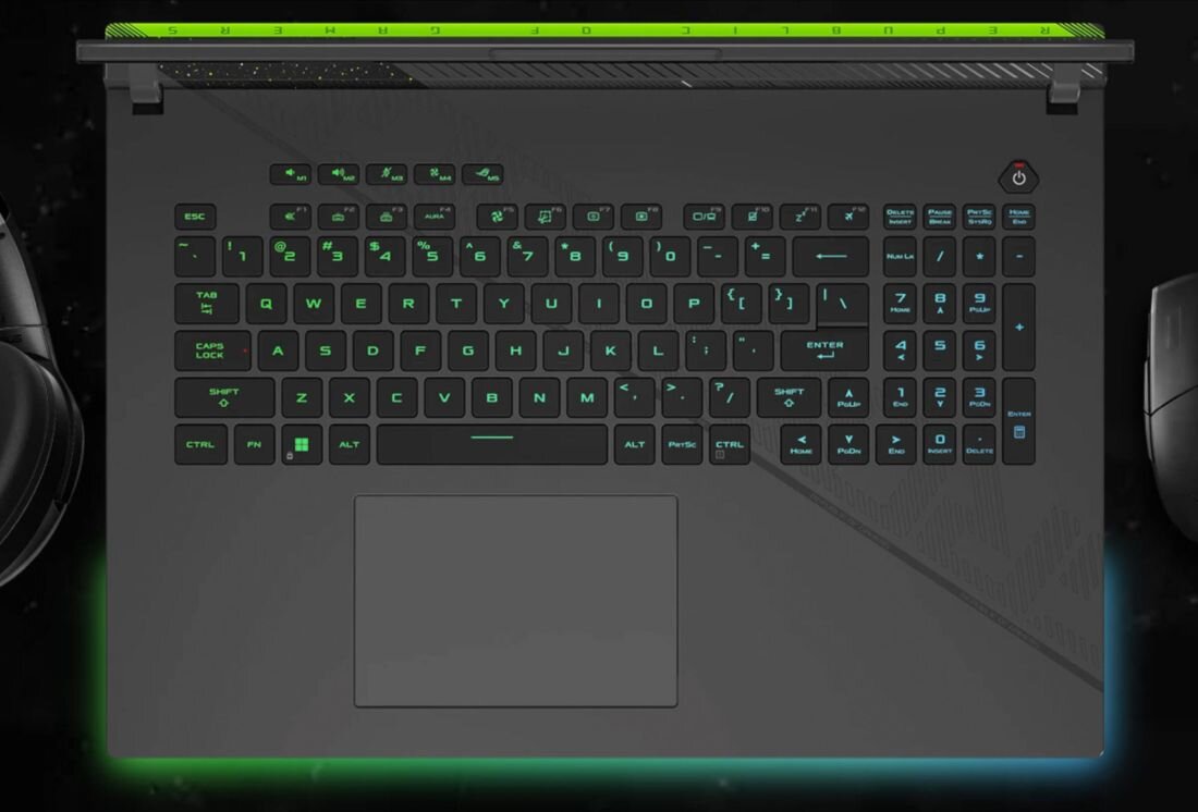Laptop ASUS ROG Strix G18 - Overstroke
