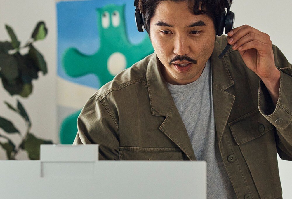 Komputer HP 24-cr0015nw 23.8 IPS i3-N300 8GB RAM 256GB SSD Windows 11 Home głośniki dźwięk kamera jakość nagrywanie