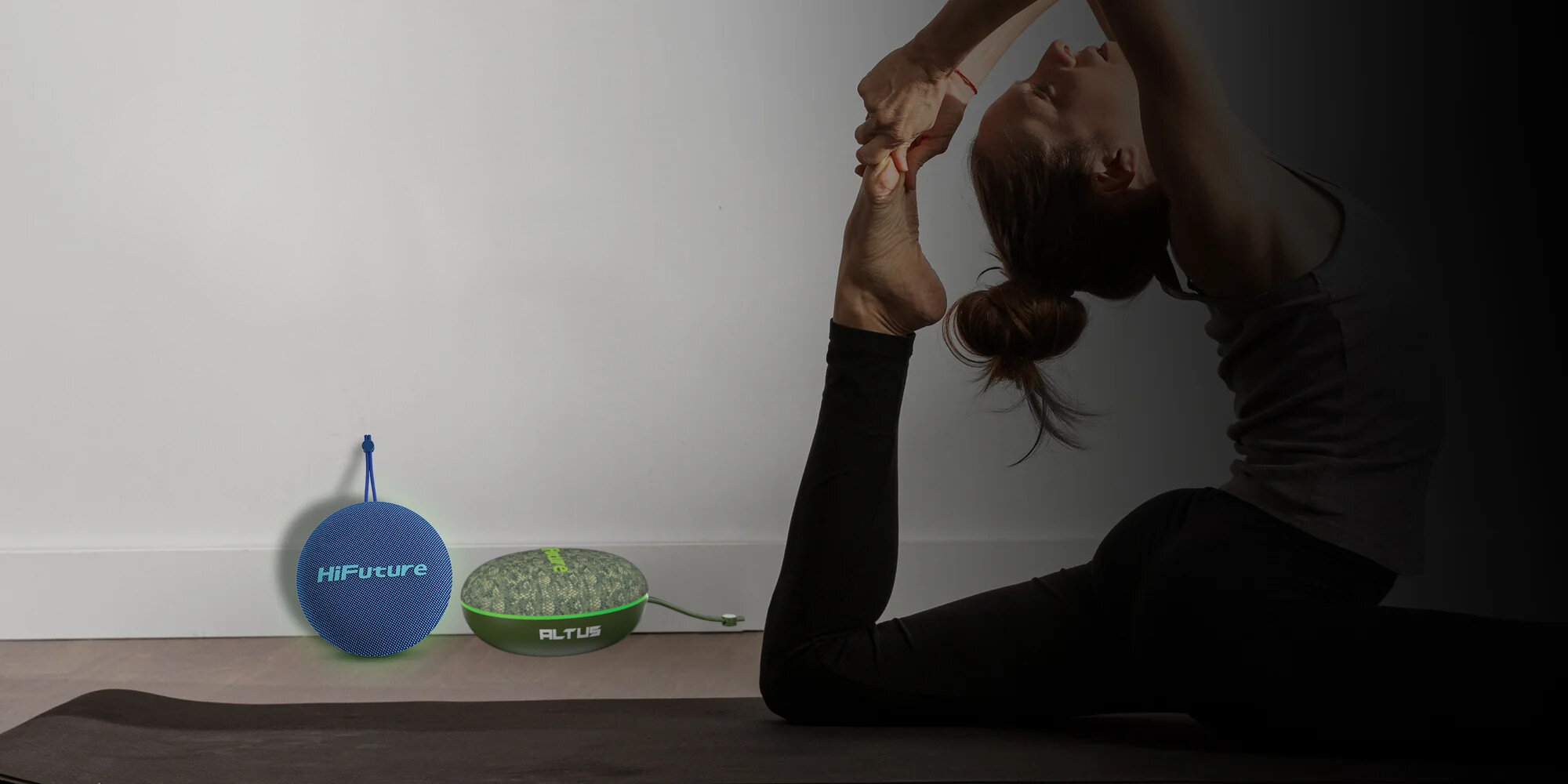 Głośnik mobilny HIFUTURE Altus niesamowita moc 10 W IP68 wciagajace oswietlenie czysty dzwiek czystosc brzmienie