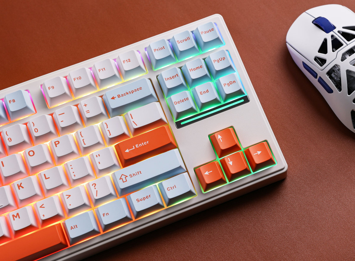 MCHOSE MC-K87 oprogramowania M Hub Web zarządzanie ustawieniami klawiatury bez konieczności instalowania dodatkowych aplikacji tworzyć makra, zmieniać funkcje klawiszy, dostosowywać podświetlenie i zapisywać własne profile - klawiatura na blacie, obok myszka i mysz