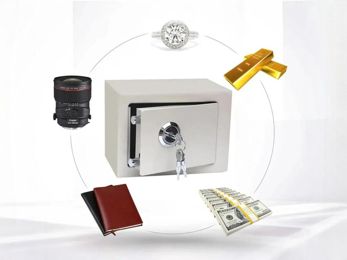 Sejf domowy EXTRALINK Home S-404 Biały, stal, rygle, zamek, wymiary, Biały sejf otwarty z kosztownościami: biżuteria, złoto, aparat, pieniądze. 