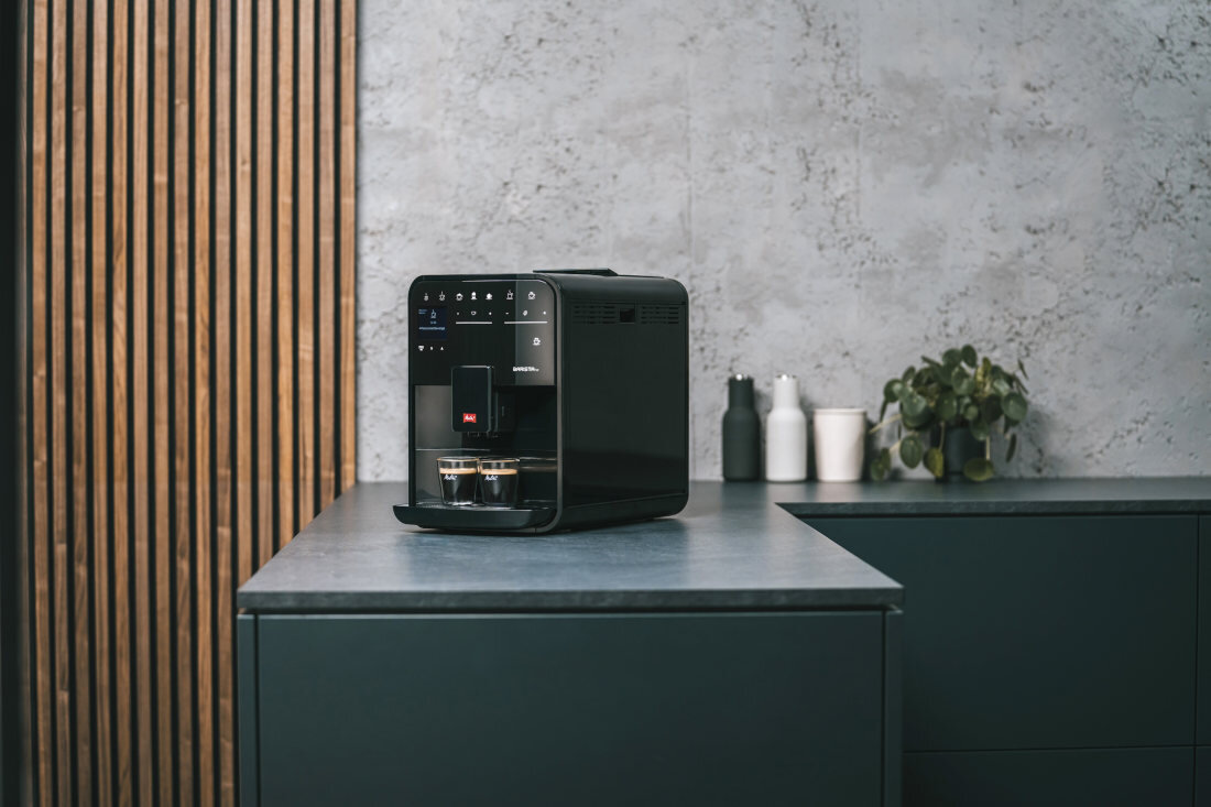 Ekspres MELITTA Barista SE F83 0-009 Czarny