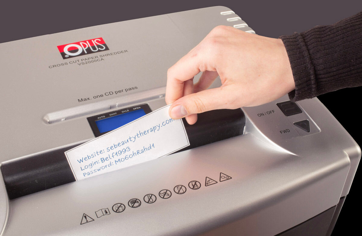 Niszczarka OPUS VS 2000 CA 41 L, P-4, Ścinki, Automatyczny Start/Stop, Funkcja cofania system paskowo-odcinkowy cross cut bezpieczeństwo na poziomie P-4 według normy DIN 66399
					ścinki o wymiarze 4 x 35 mm pozostałe poziomy bezpieczeństwa Tx-2 Ex-2 O-1