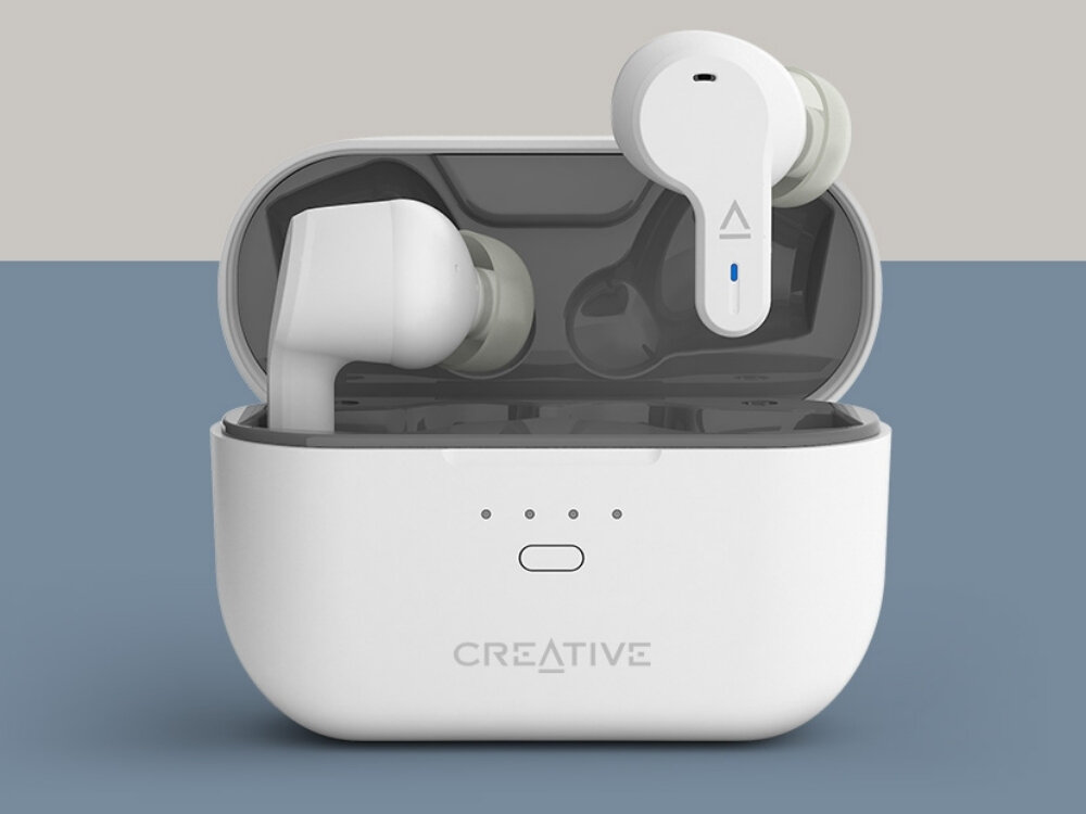 Słuchawki dokanałowe CREATIVE Zen Air Pro ANC
                słuchawki z etui ładującym na jasnym tle