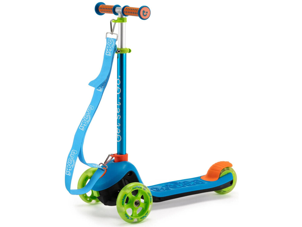 Hulajnoga dla dzieci TRUNKI Mała Niebieski hulajnoga na białym tle widoczna od przodu pod skosem 3 kółka dwa z przodu o średnicy 125 mm jedno z tyłu o średnicy 100 mm pojazd jest stabilny i bezpieczny z połączenia polipropylenu z poliuretanu płynna i stabilna jazda precyzyjne łożyska Spring Steel ogranicza ścieranie