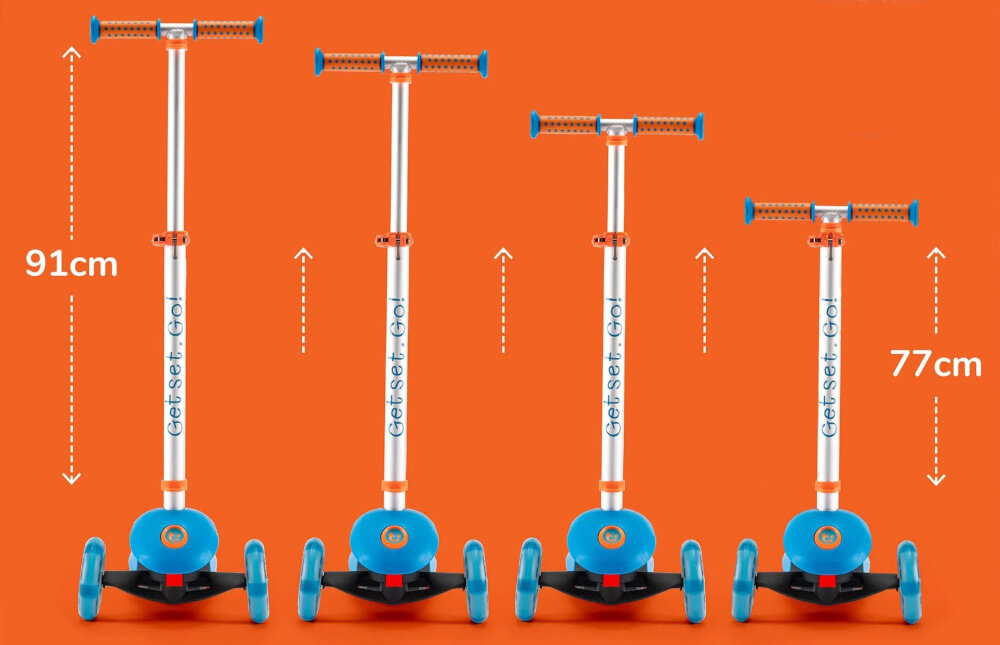 Hulajnoga dla dzieci TRUNKI Duża Niebieski pomarańczowe tło hulajnoga w czterech ujęciach pokazany system regulacji wysokości czterostopniowa regulacja kierownicy w zakresie od 77 do 91 cm sprzęt „rośnie” razem z użytkownikiem antypoślizgowe rączki z tworzywa TPE pewny chwyt bezpieczeństwo i ogranicza zmęczenie dłoni